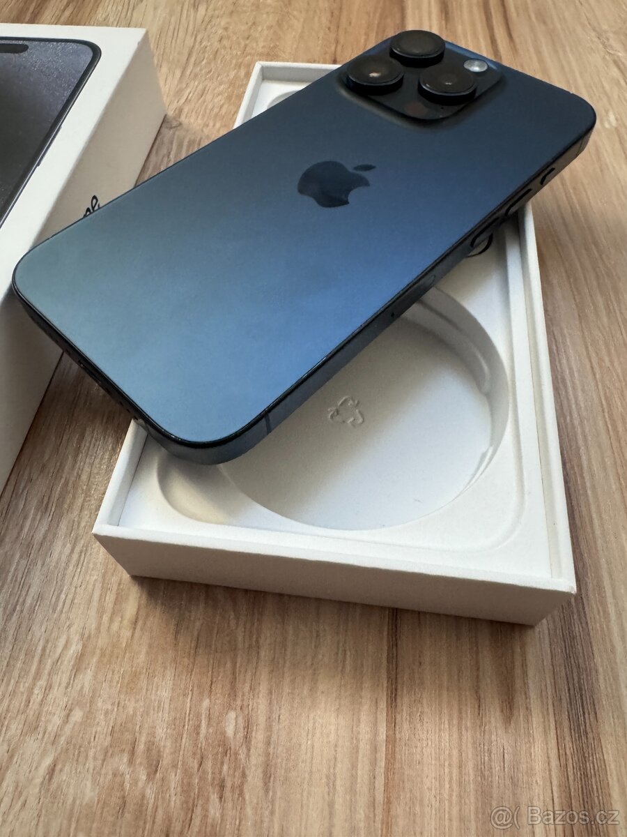iPhone 15 Pro 256GB Titanium Blue - 4