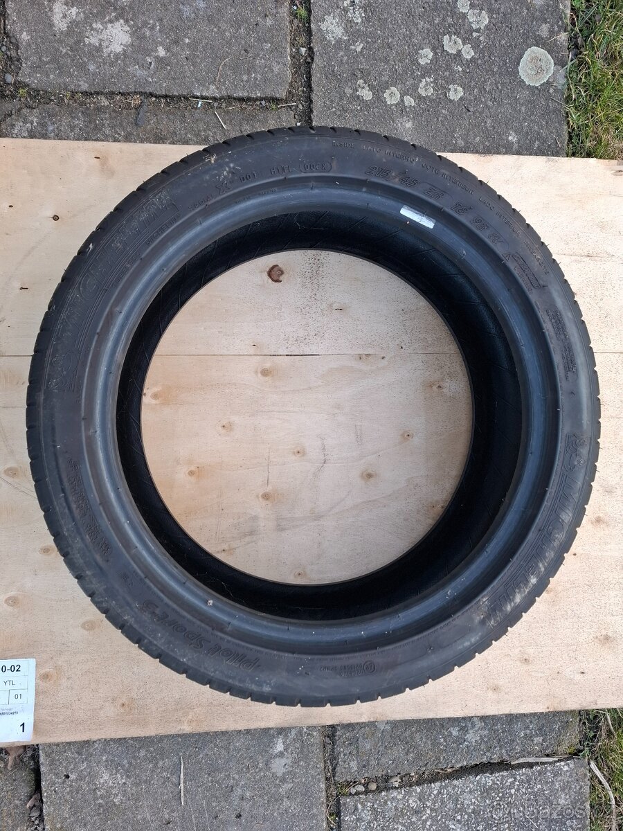 Pneu 215/45 R18 MICHELIN - 4