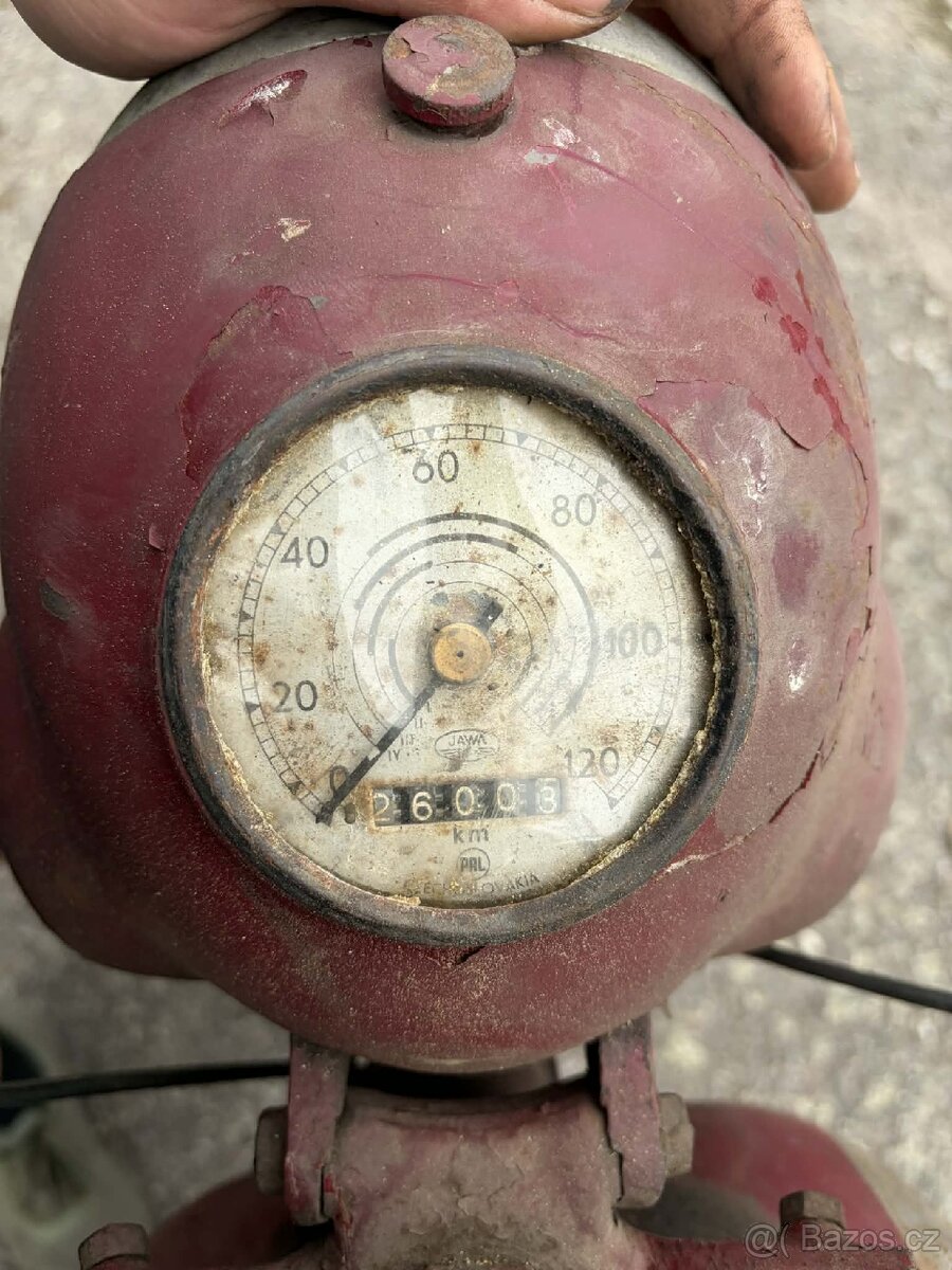 jawa 250 pérák - 4