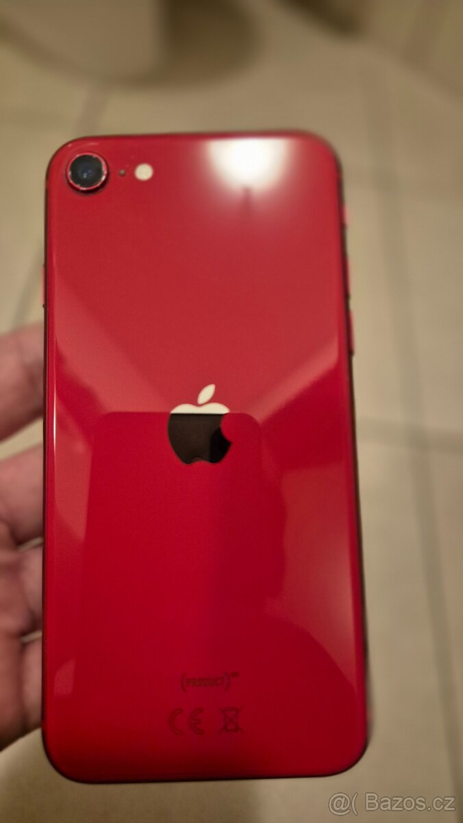 iPhone SE Red, 64GB - 4