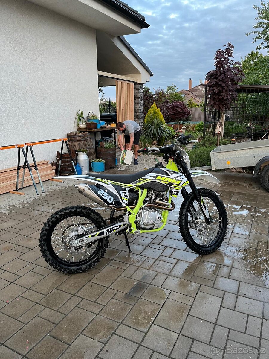 Minirocket pitstar 2 250cc