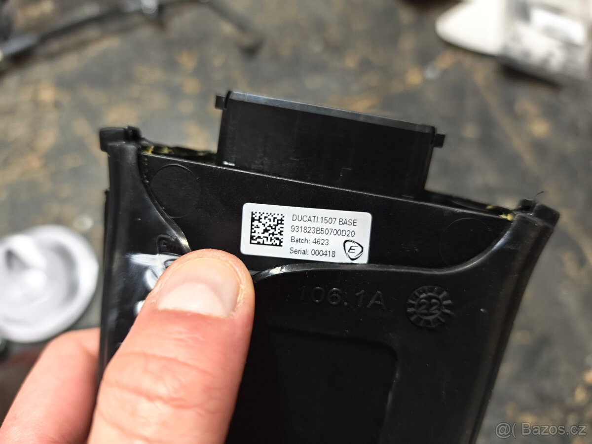 ECU, BBS, klíče sada Ducati Panigale V2 - 4