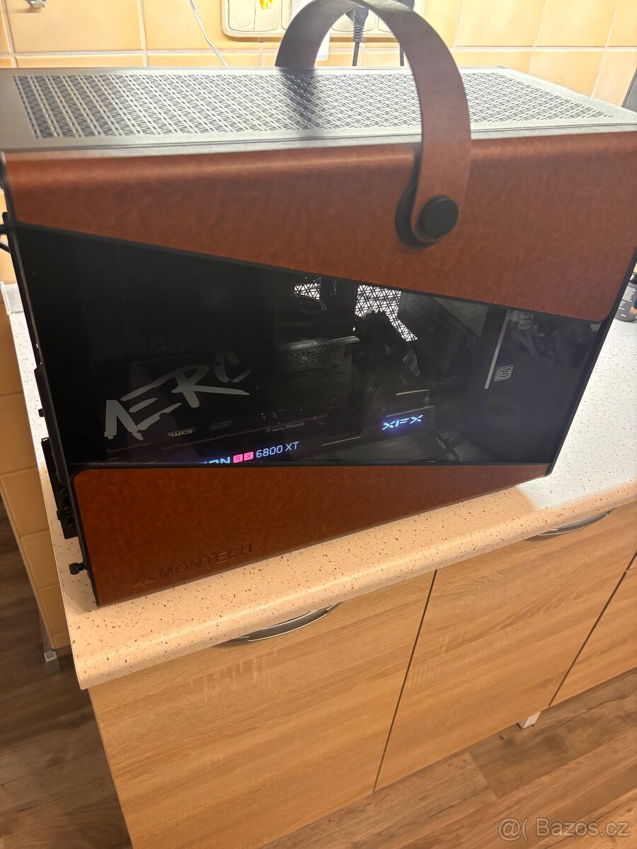 Herní retro PC rádio r5 7500f + 6800 xt 16GB + 64gb ddr5 ram - 4