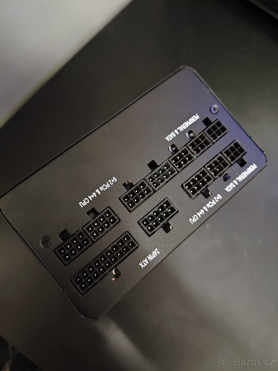 Zdroj Corsair RM750 - 4