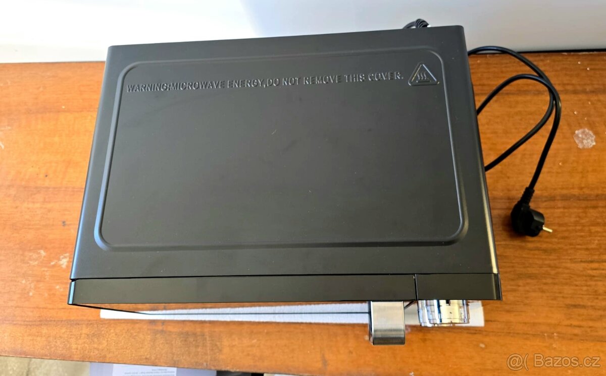 Mikrovlnná trouba Severin MW 7886 - 4