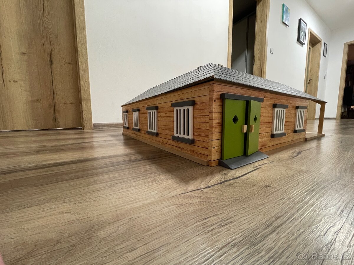 Prodám skvělou stáj pro koně - 4