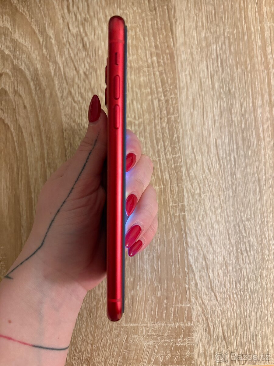 iPhone 11 64GB červená - 4
