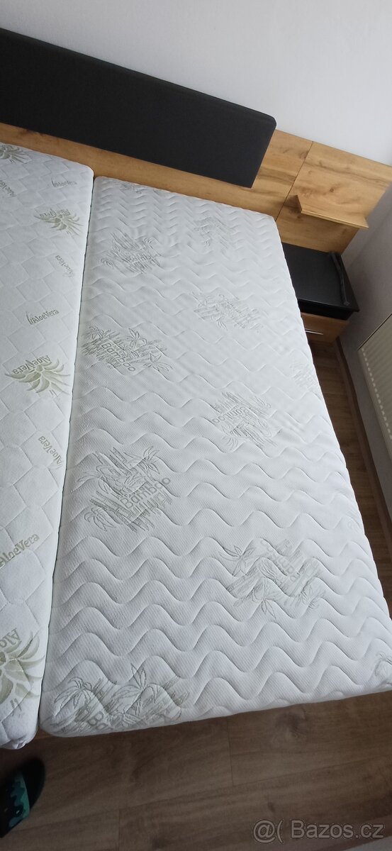Manželská postel + matrace - 4