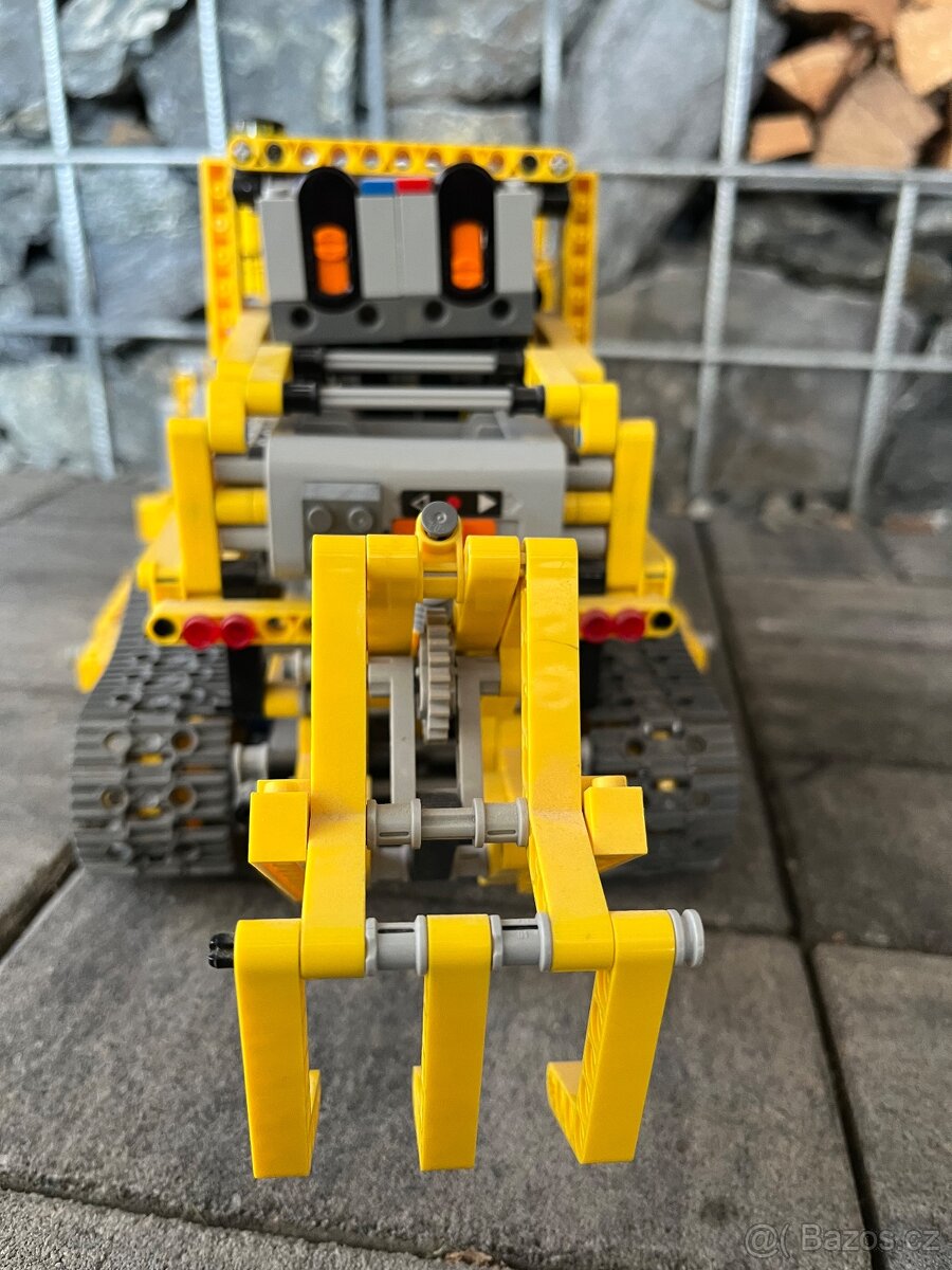 Prodám Lego Rc buldozer - 4