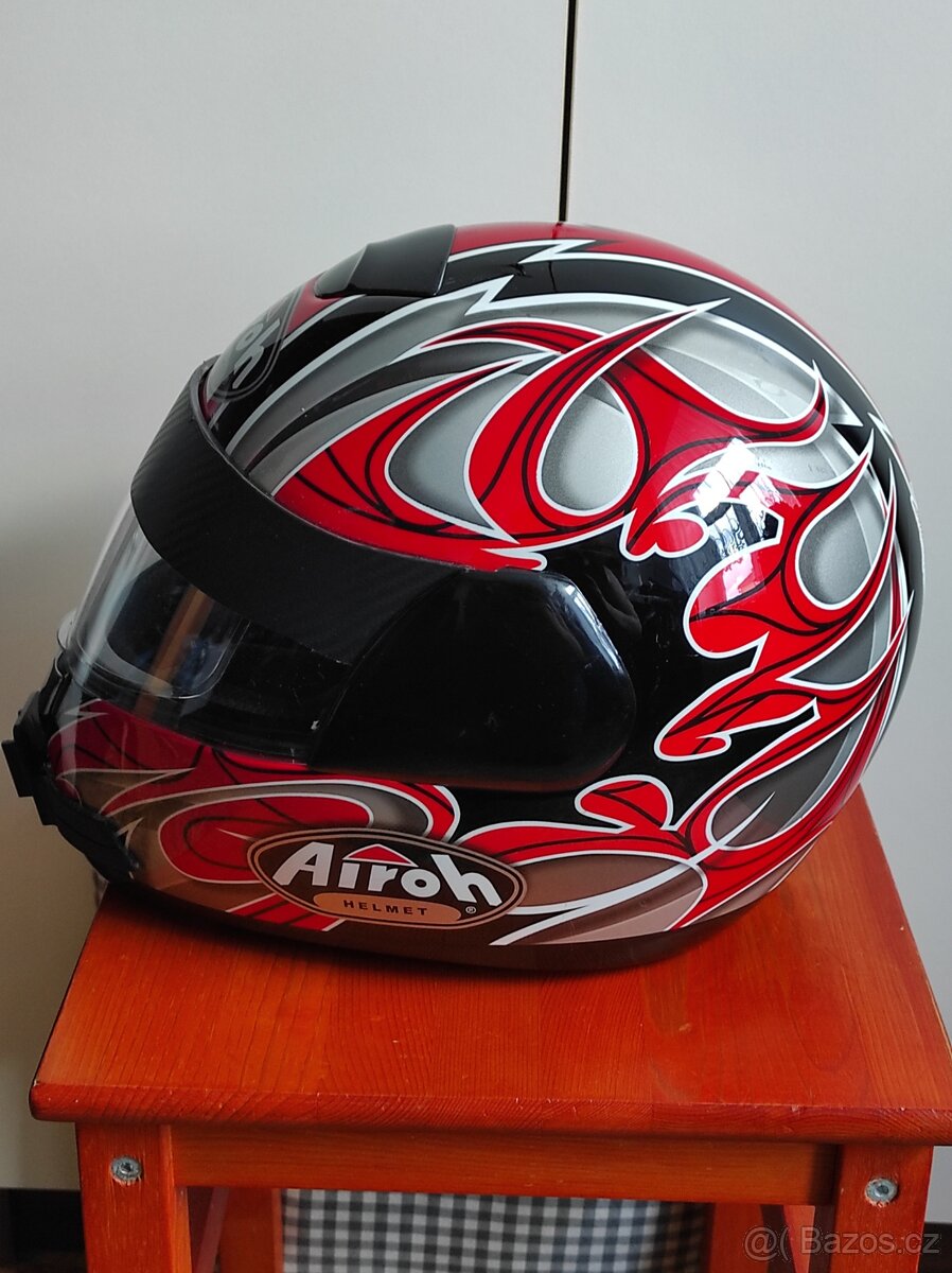 Helma Airoh vel. 53/54 - 4