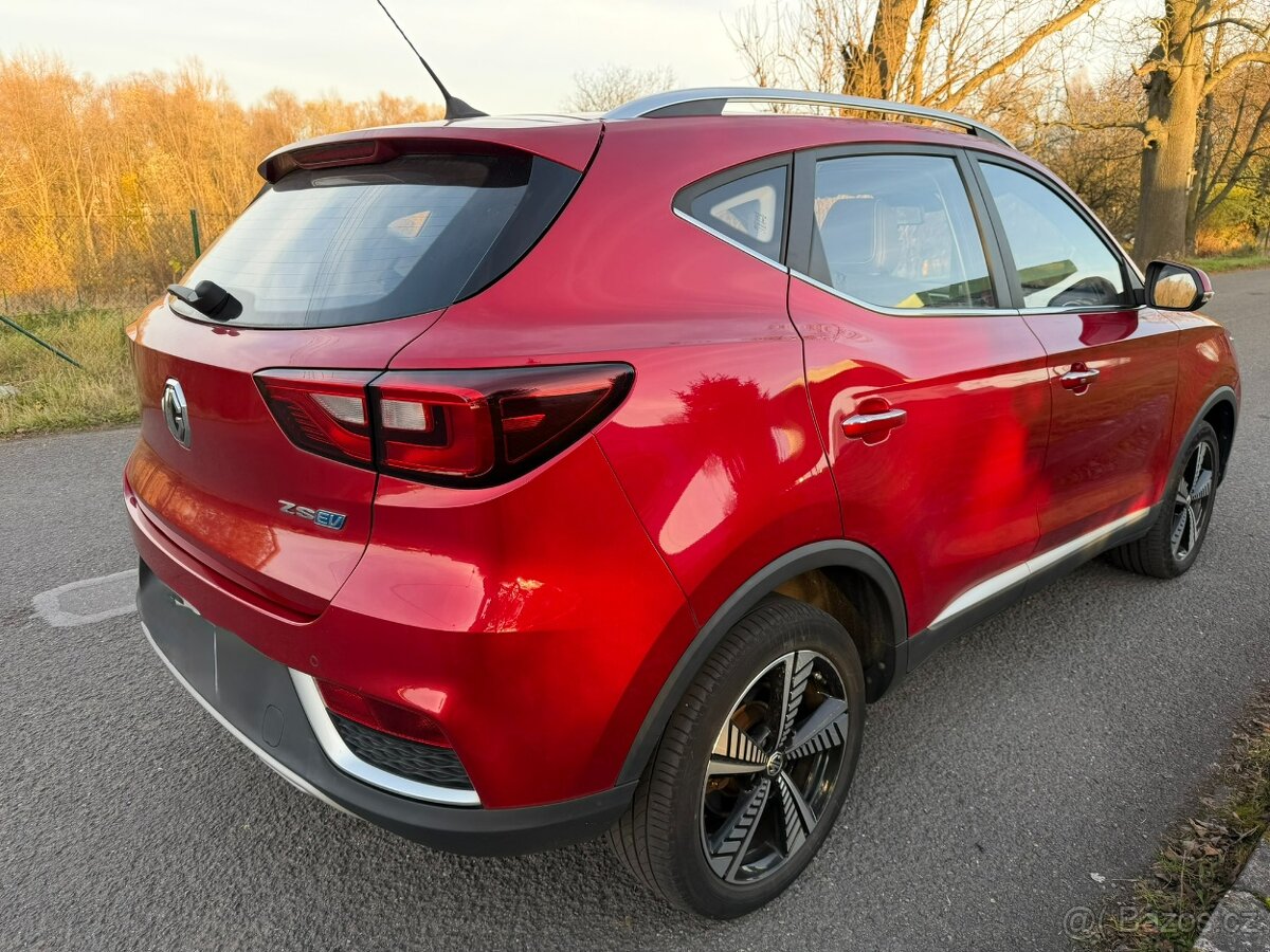 MG ZS, EV 105kW Luxury 73tkm m.ř. 2021 LED 1.Maj pano - 4