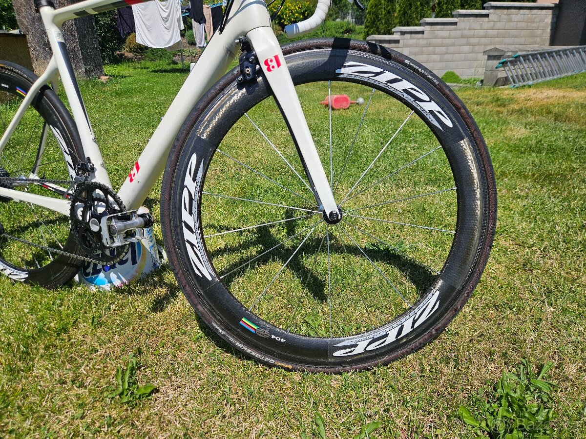 Silniční celokarbonové kolo 13 Intuition Alpha - 4