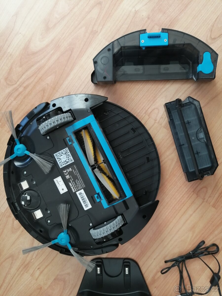 Robotický vysavač Sencor SRV 9250BK 2v1 - 4