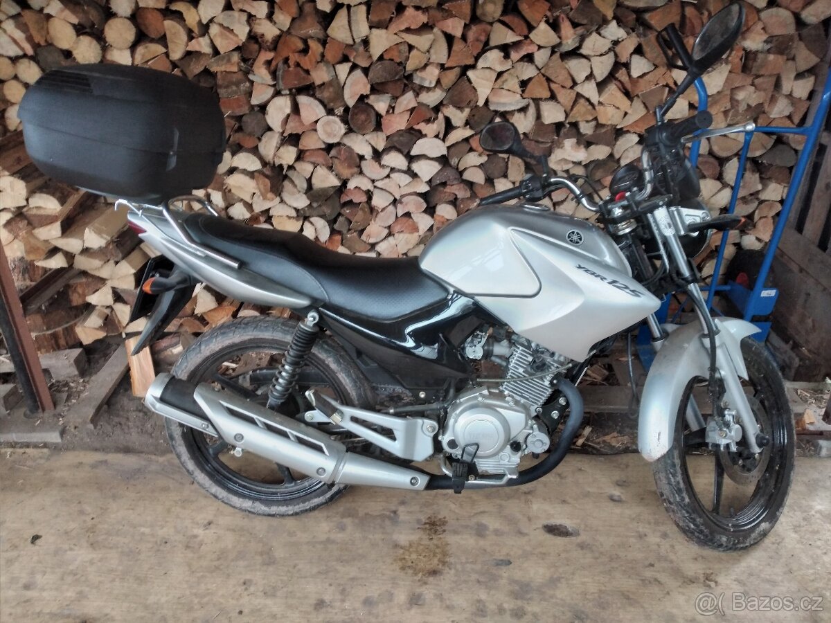 Prodám Yamaha 125 - 4