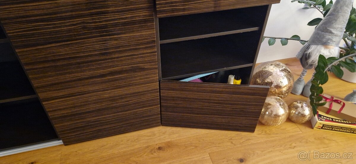 Skříňky sestava BESTA IKEA - 4