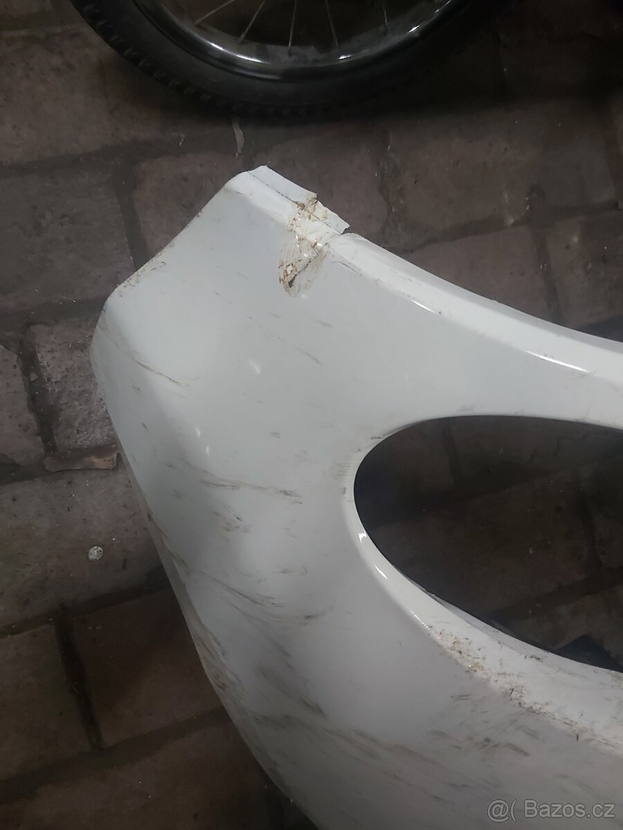 Fiat 500L přední nárazník - 4