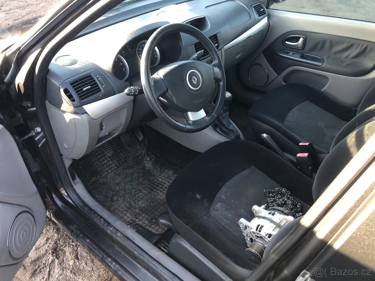 Thalia 2012 dily - 4