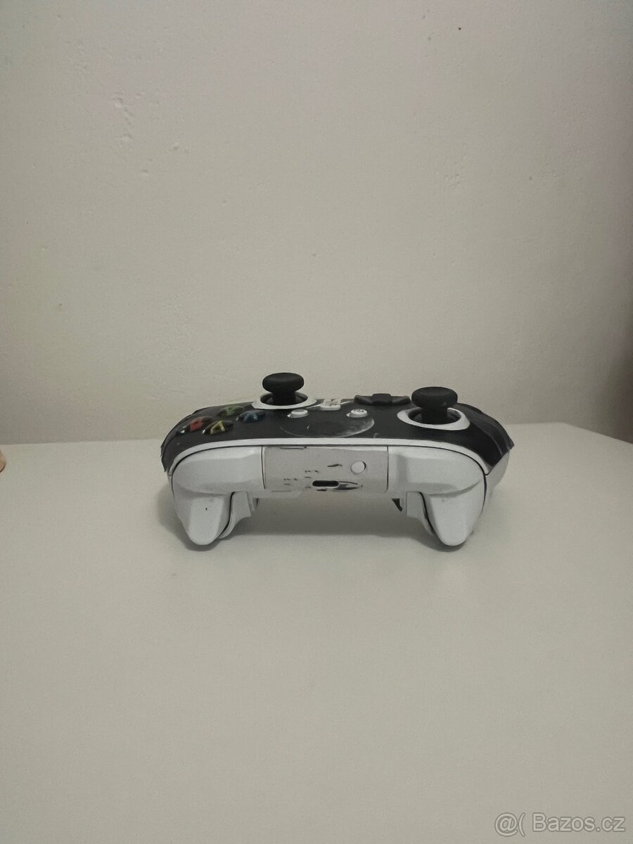 Xbox Series S jako nový + Custom Controller - 4