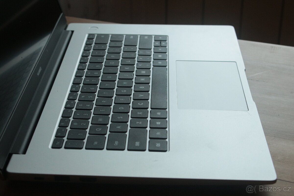 Huawei MateBook D15 - 4