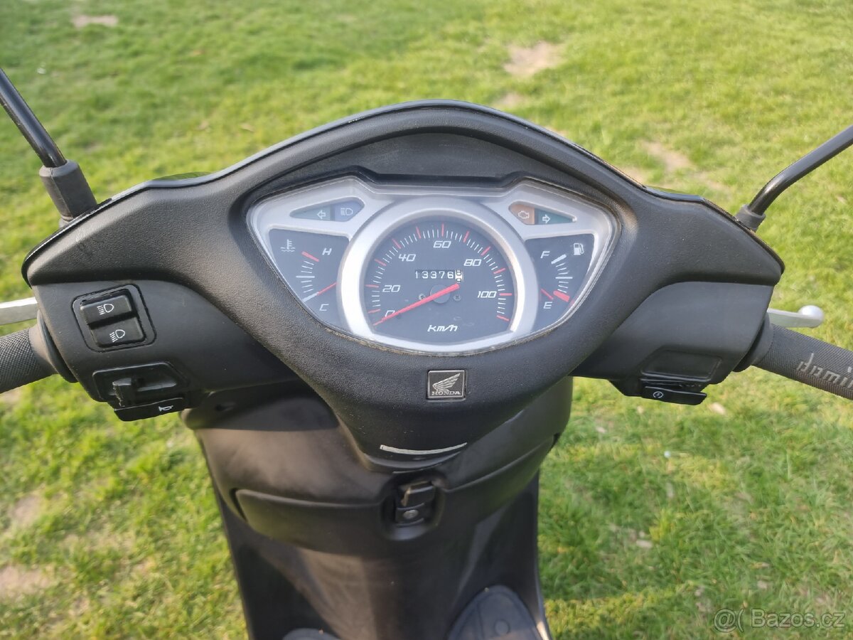 Honda NHX110 LEAD - 4