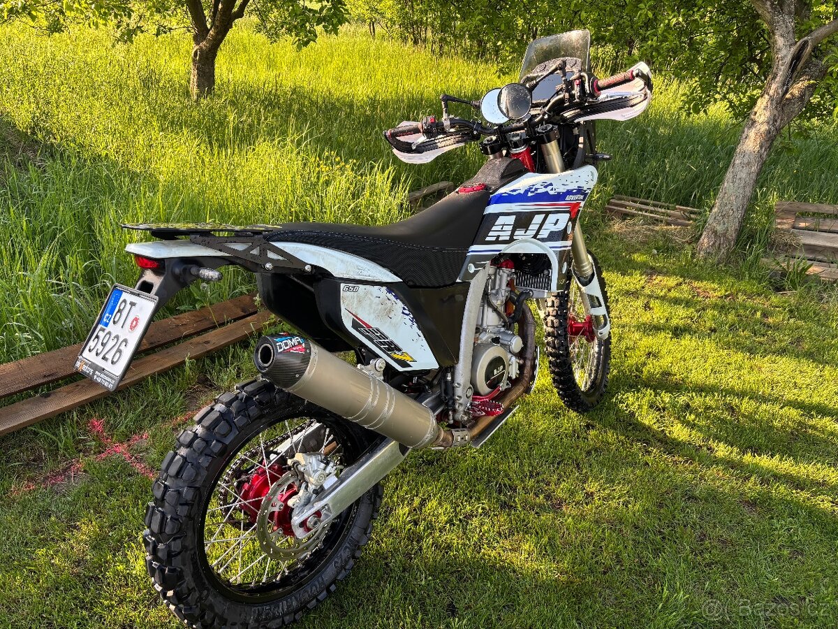 AJP PR7