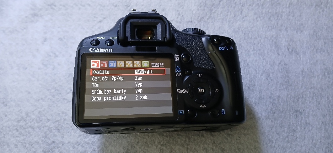 Canon EOS 450D - 4