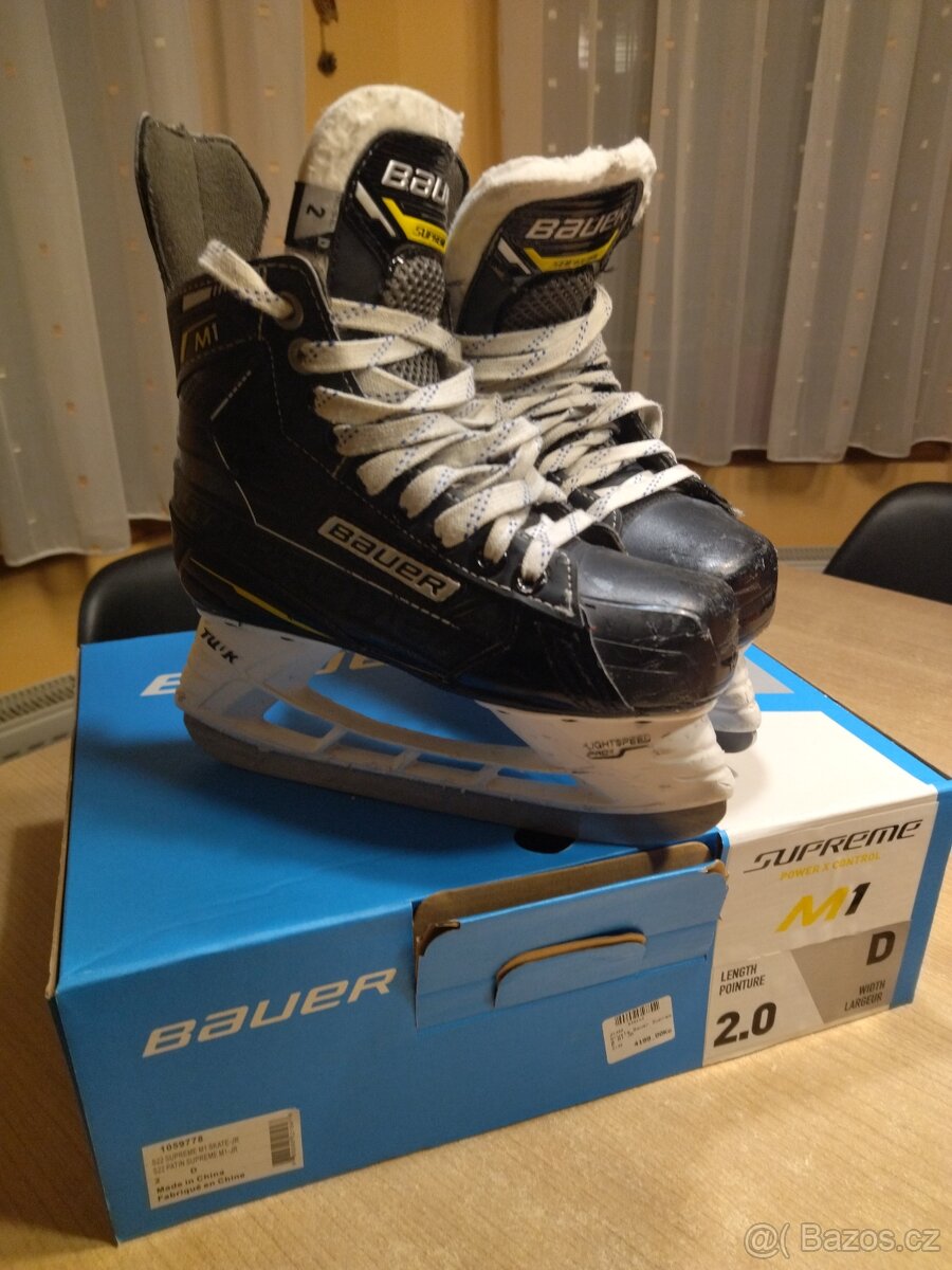 Hokejové brusle Bauer M1 - [ - 4