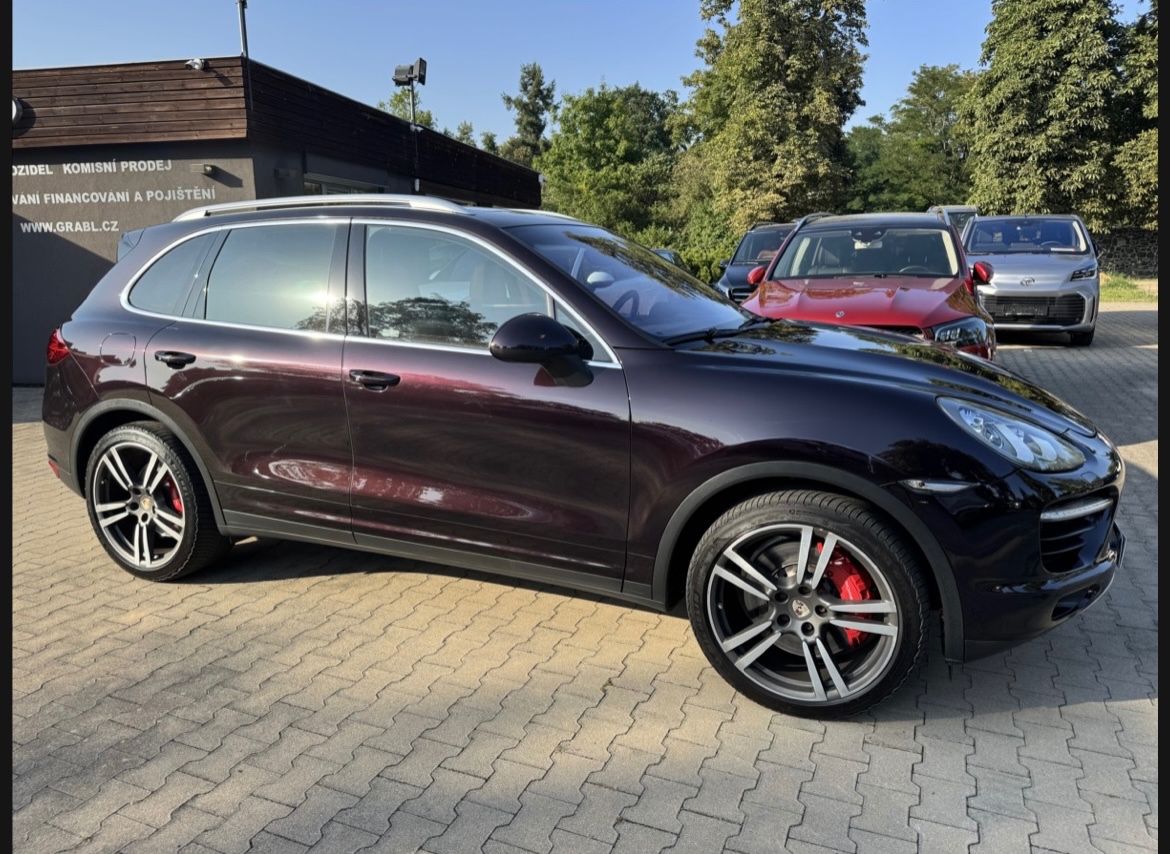 Porsche Cayenne Turbo - 4