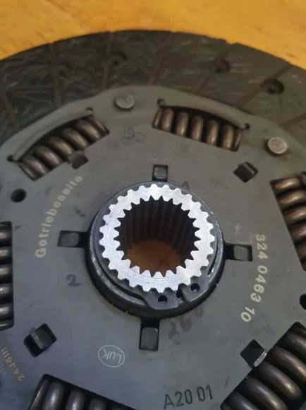 ADAPTÉR SPOJKOVÉHO KOTOUČE BMW-NISSAN PATROL SWAP M57 - 4