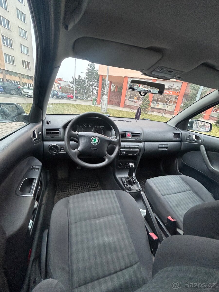 Octavie I. 1.6 benzin - 4