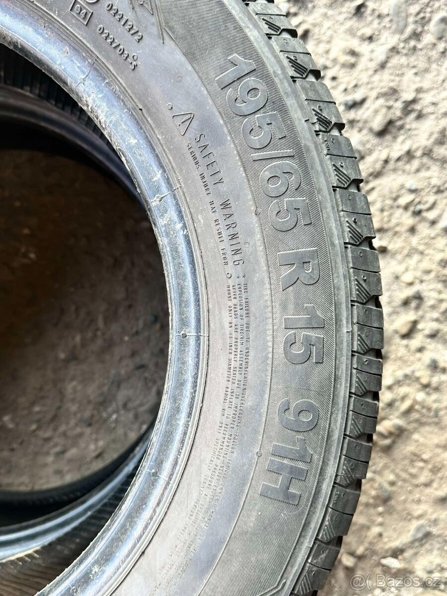 Prodám 2ks letních pneumatik Continental - 4
