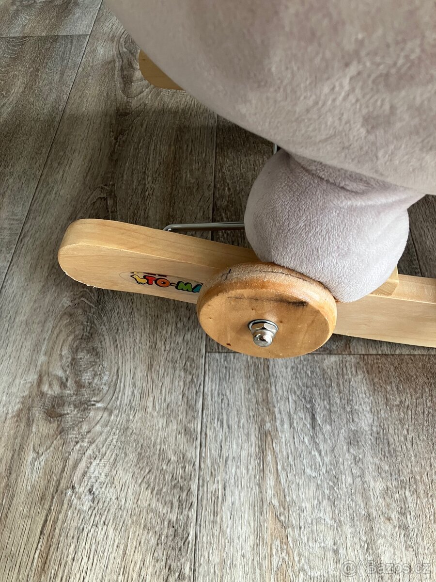 Medvídek - houpačka a vozítko - 4