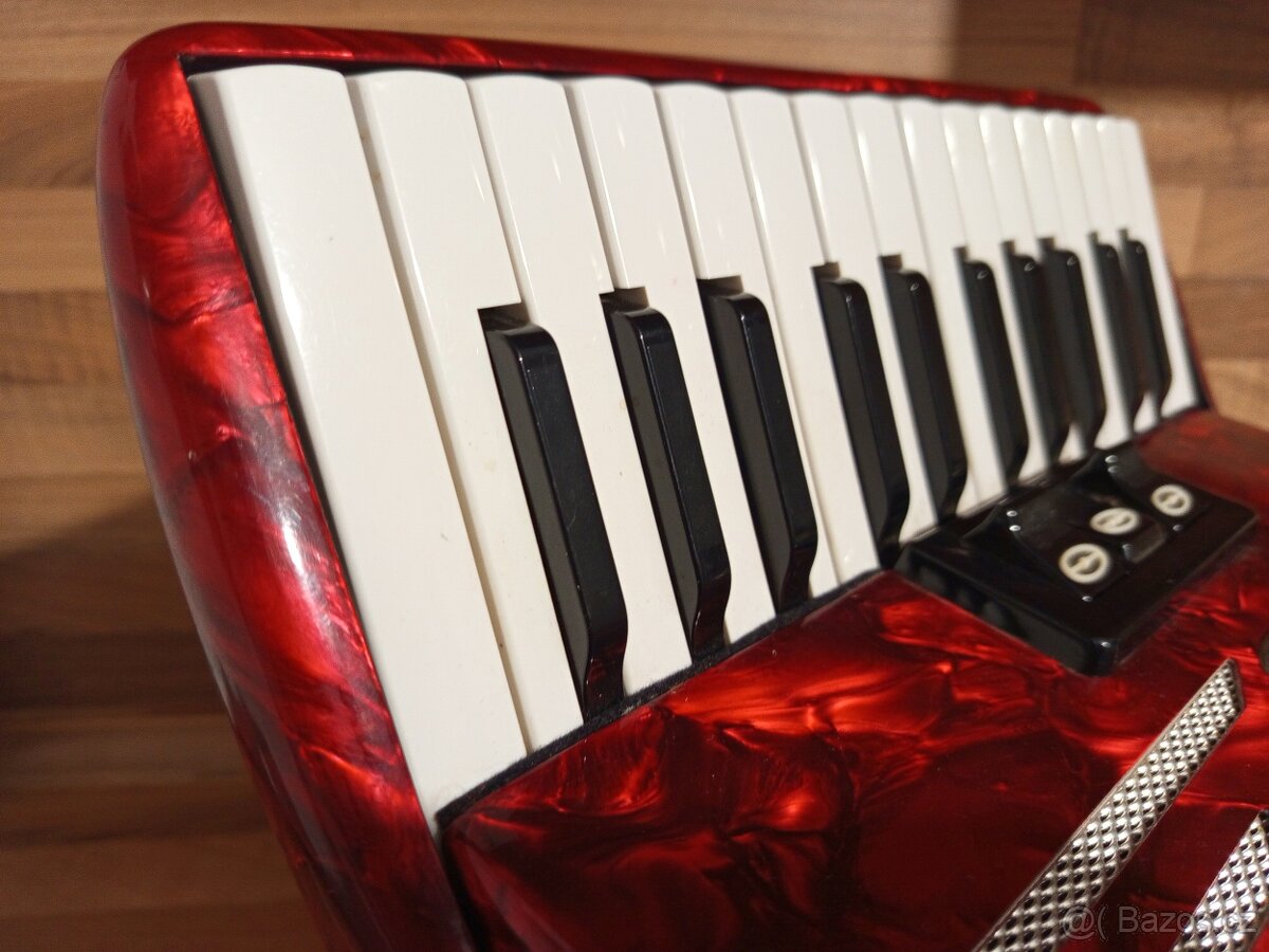 Akordeon (harmonika, heligonka) Weltmeister Elegance - 4