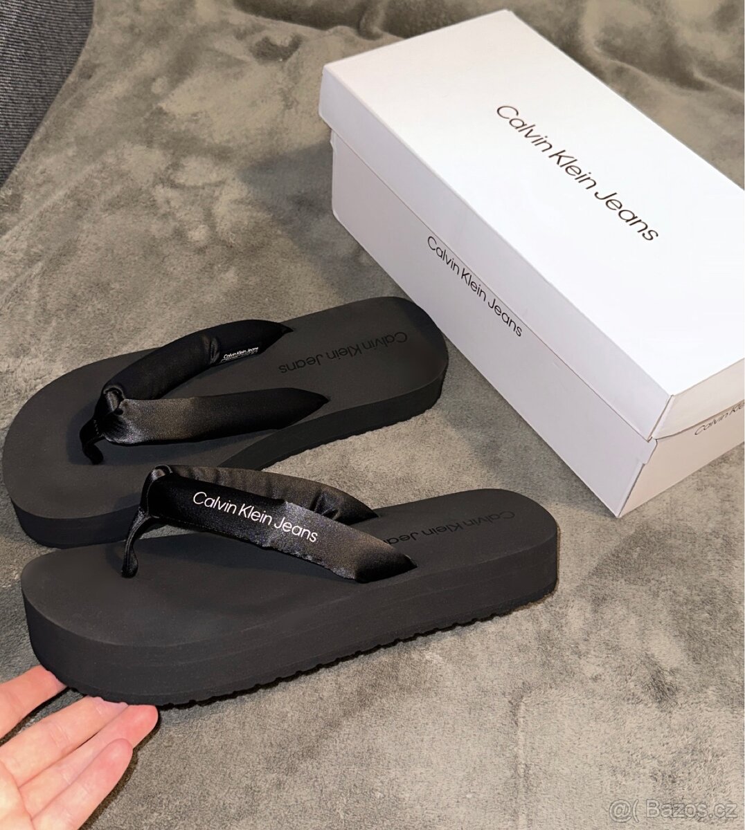 Dámské žabky Calvin Klein 39 - 4