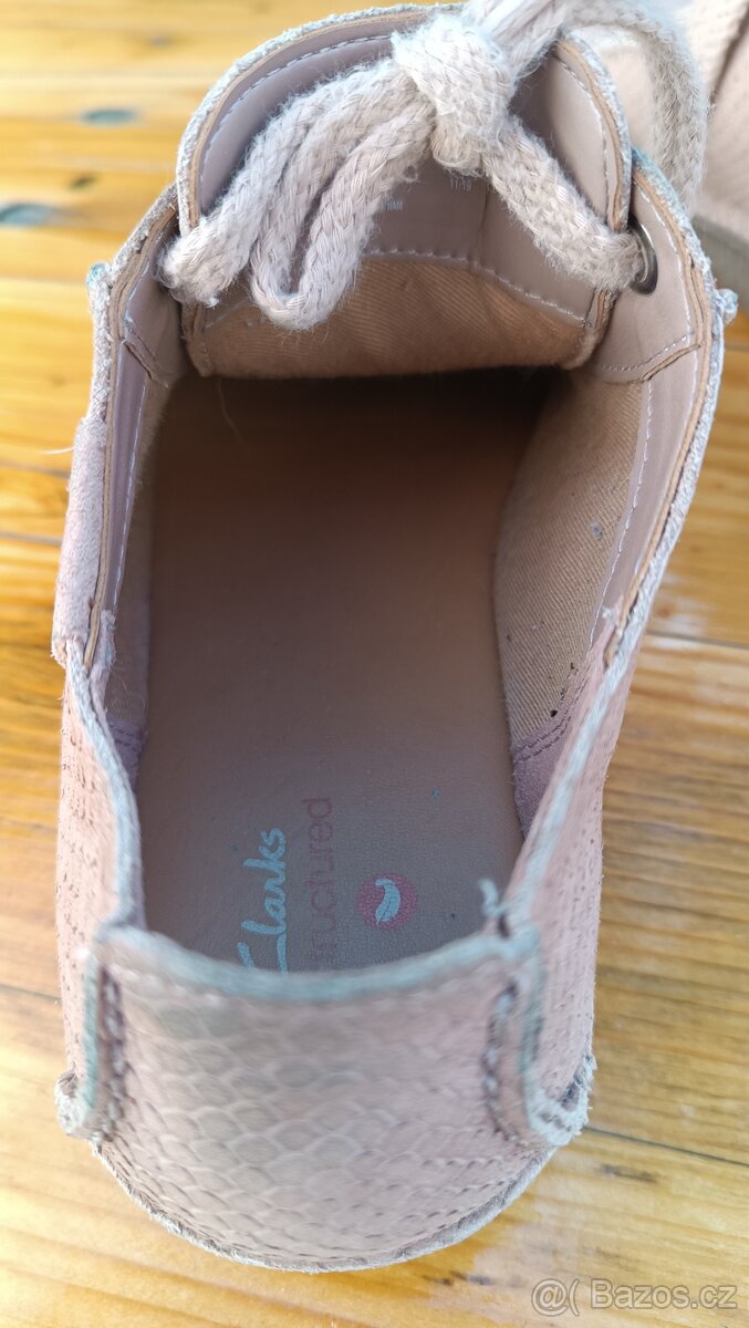Dámské polobotky CLARKS FUNNY DREAM 35,5 - 4