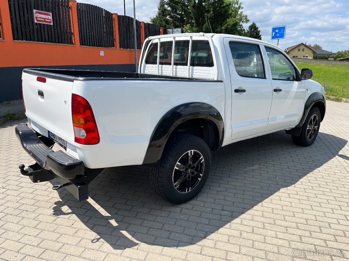 Toyota Hilux 2.5 TD naj: 69837 km