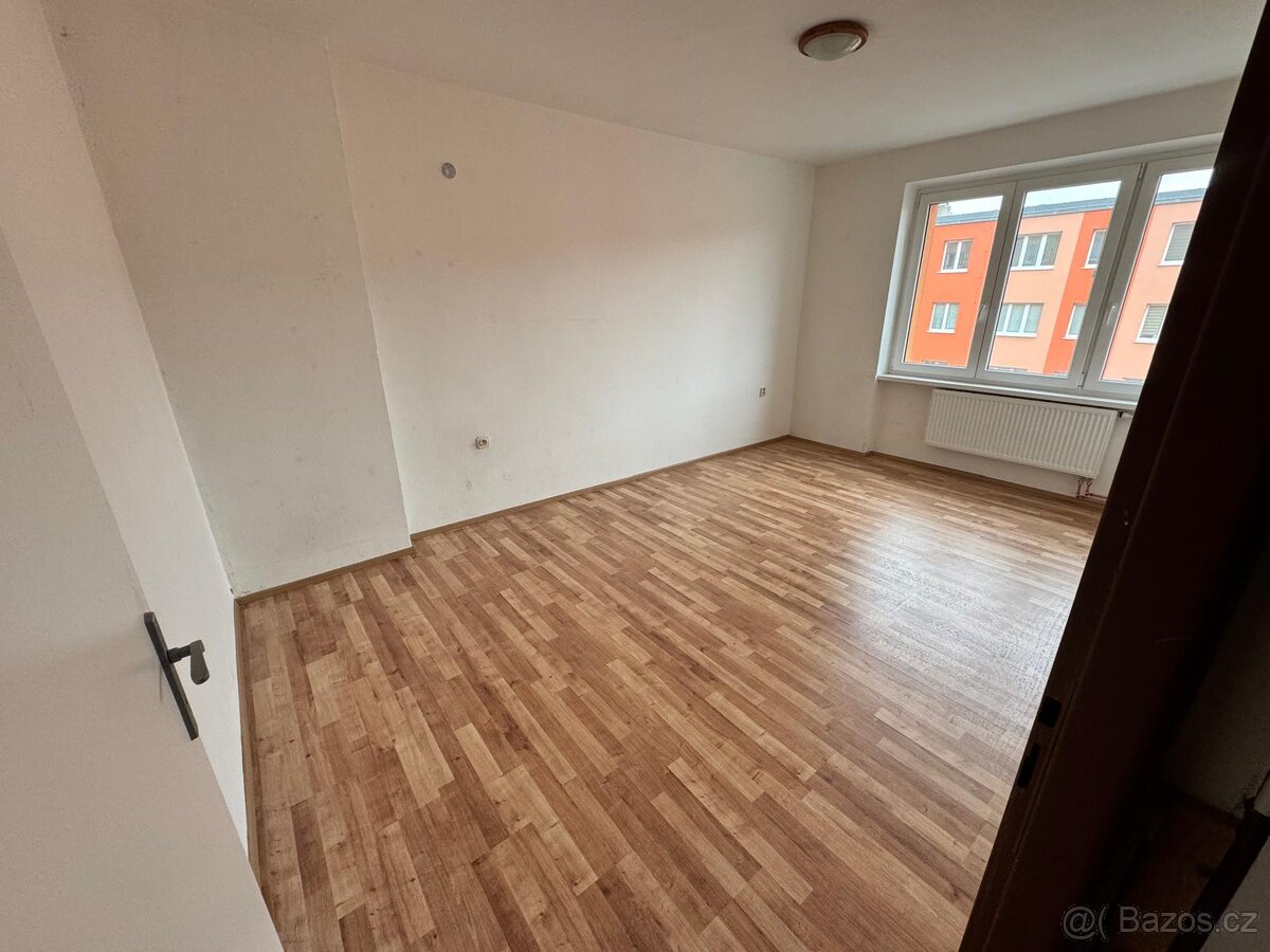 (334) Pronájem, byt 2+1, 55 m, Vinohradská 966, Litvínov - 4
