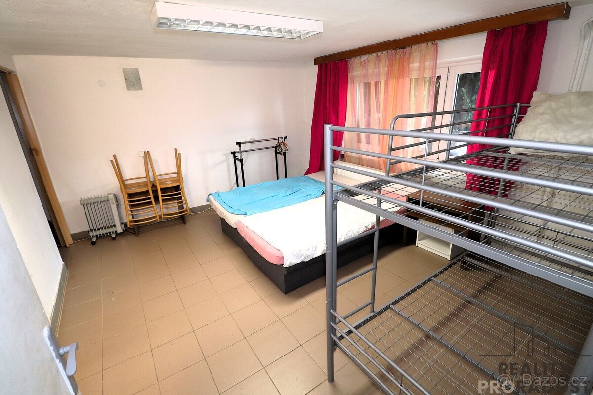 Pronájem bytu 1+1 s předzahrádkou v Ivančicích u Brna - 4