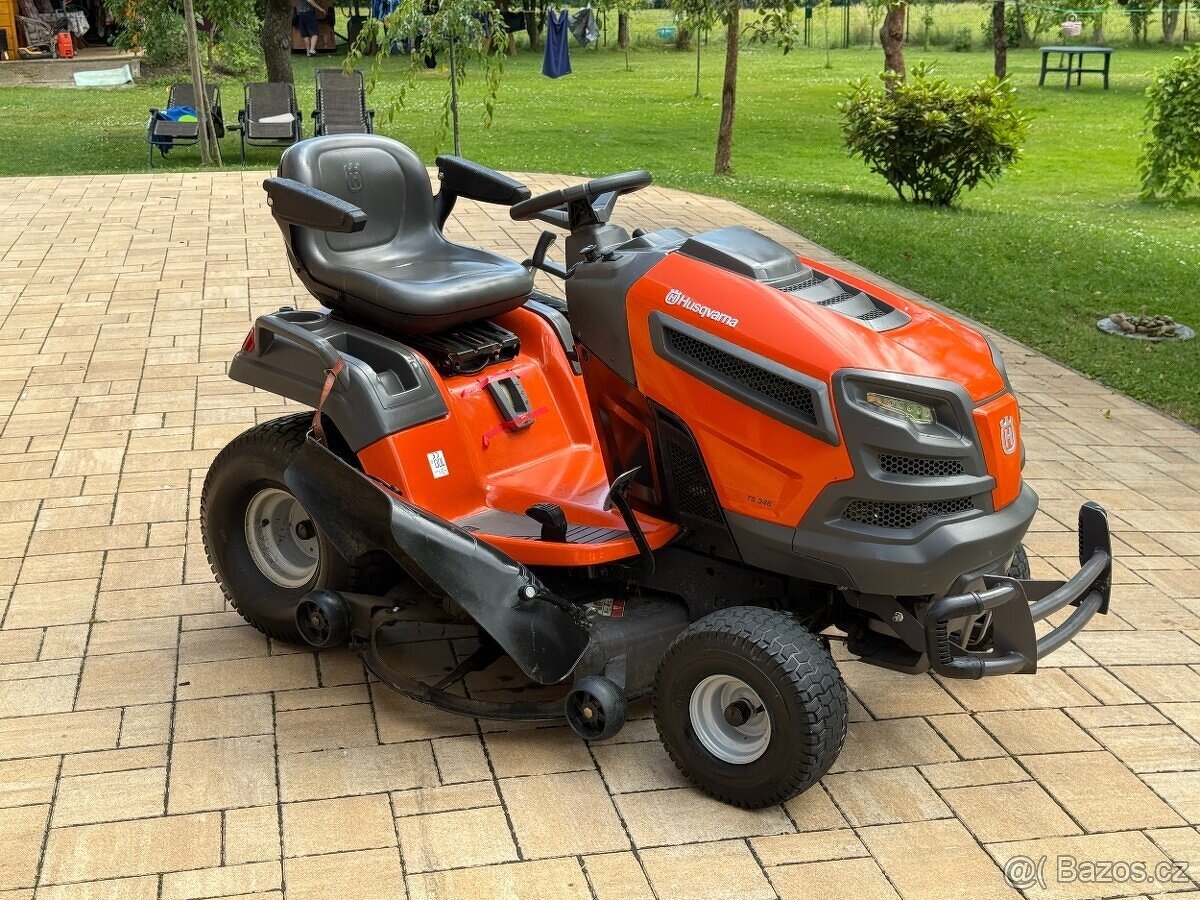 Traktor husqvarna TS 346 - 4