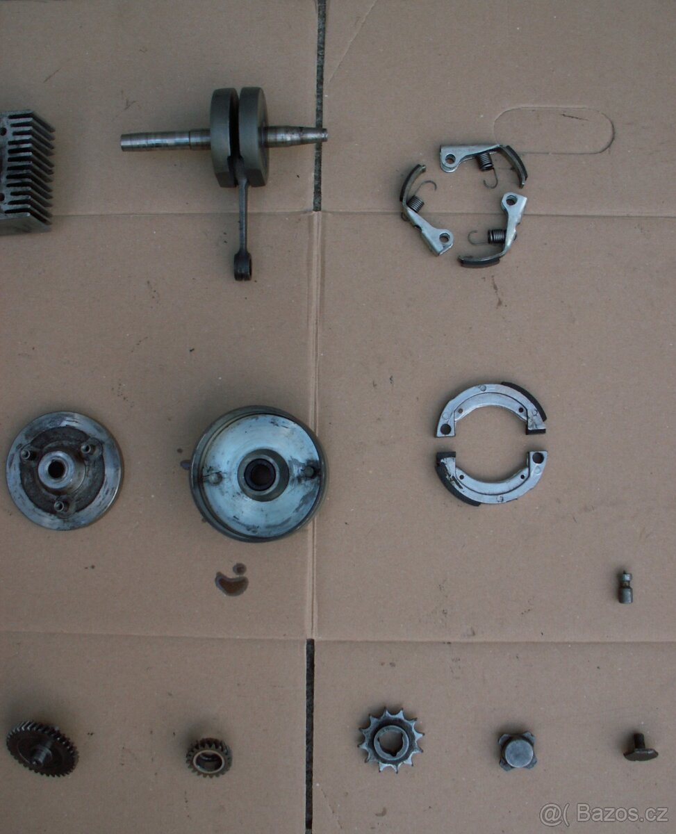 Díly z motoru Babetta typ 207 jednorychlostní - 4