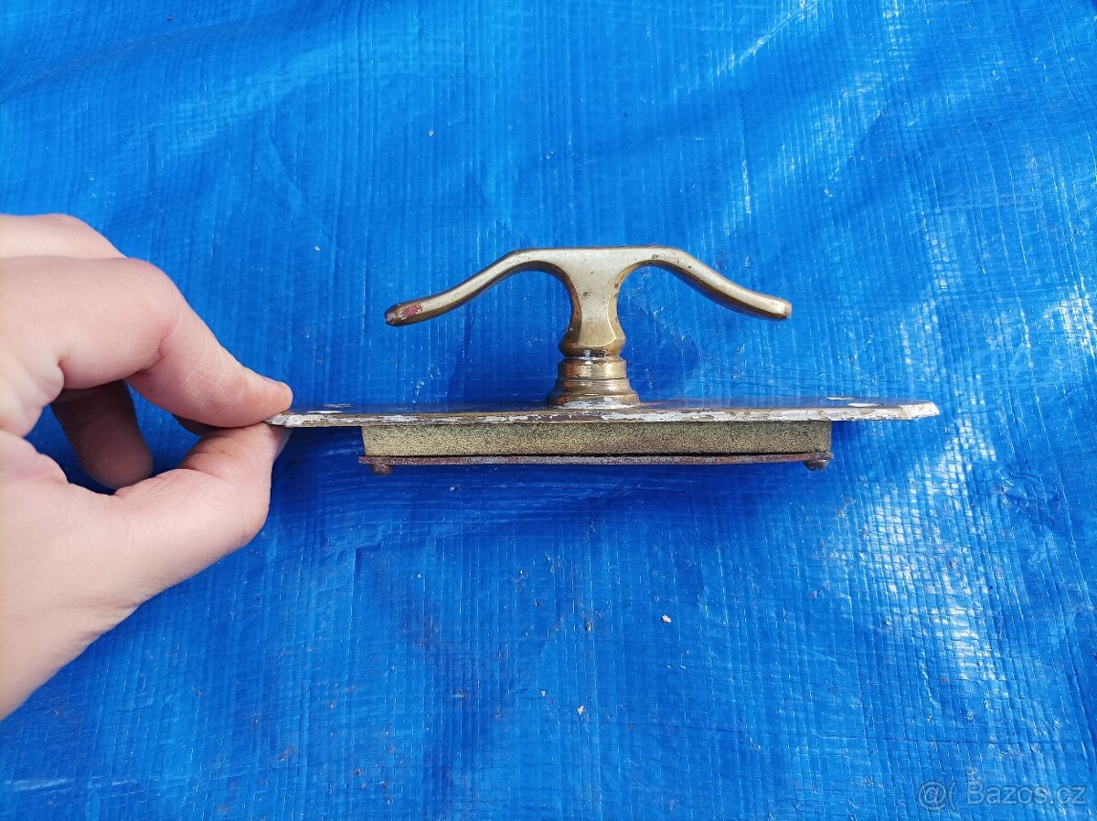 Klička k oknu č. 3 - 4