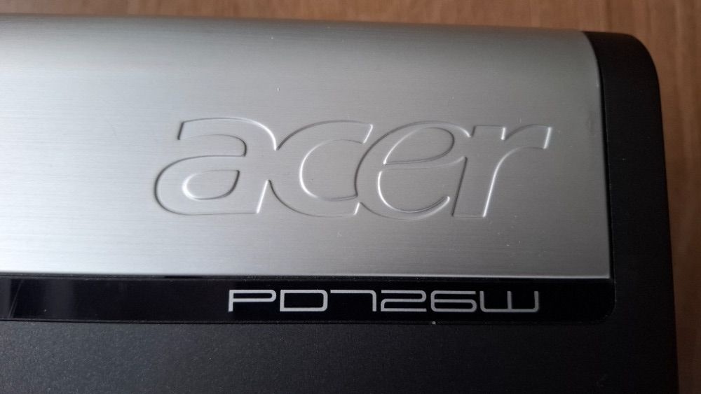 Dataprojektor ACER - 4