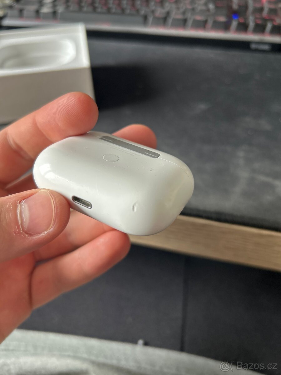 AirPods Pro - 4