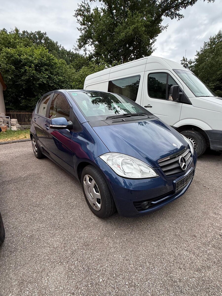 Mercedes benz A169 - 4