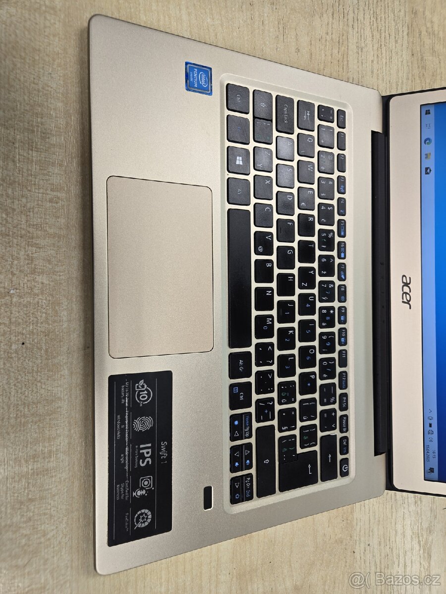 Notebook Acer Aspire Swift 1 - 4