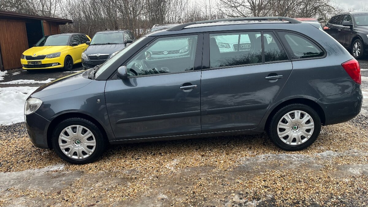 ŠKODA FÁBIA 1.4 16V. AMBIENTE - 4