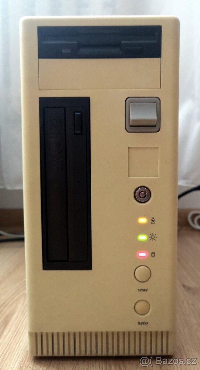 stare počítače scháním - 4