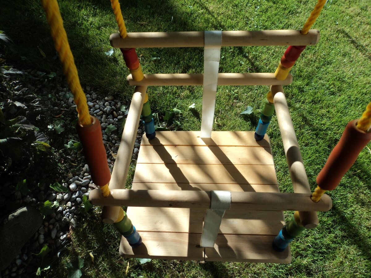 dětská houpačka dřevěná - 4