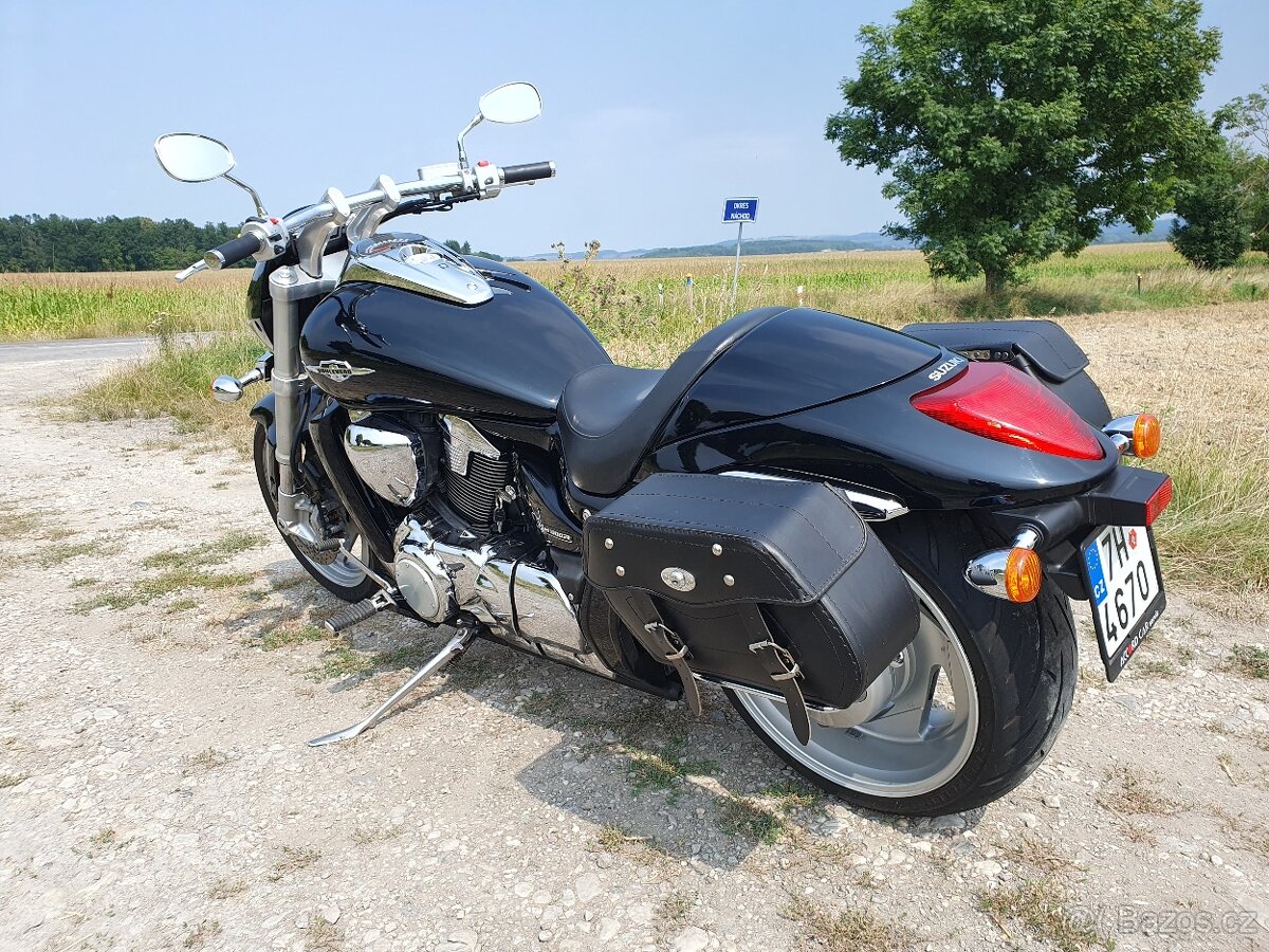 Suzuki VZR 1800 Intruder - 4
