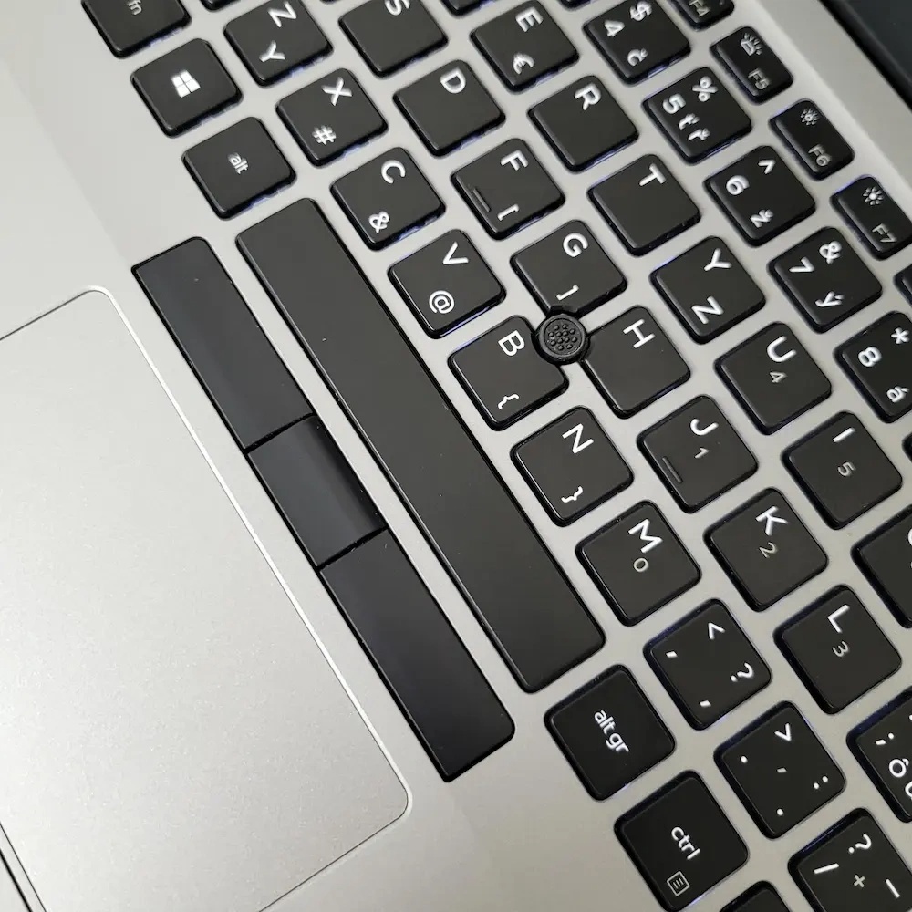 Dell Latitude 5410 i5-10210U 16GB 256GB NVMe - 4